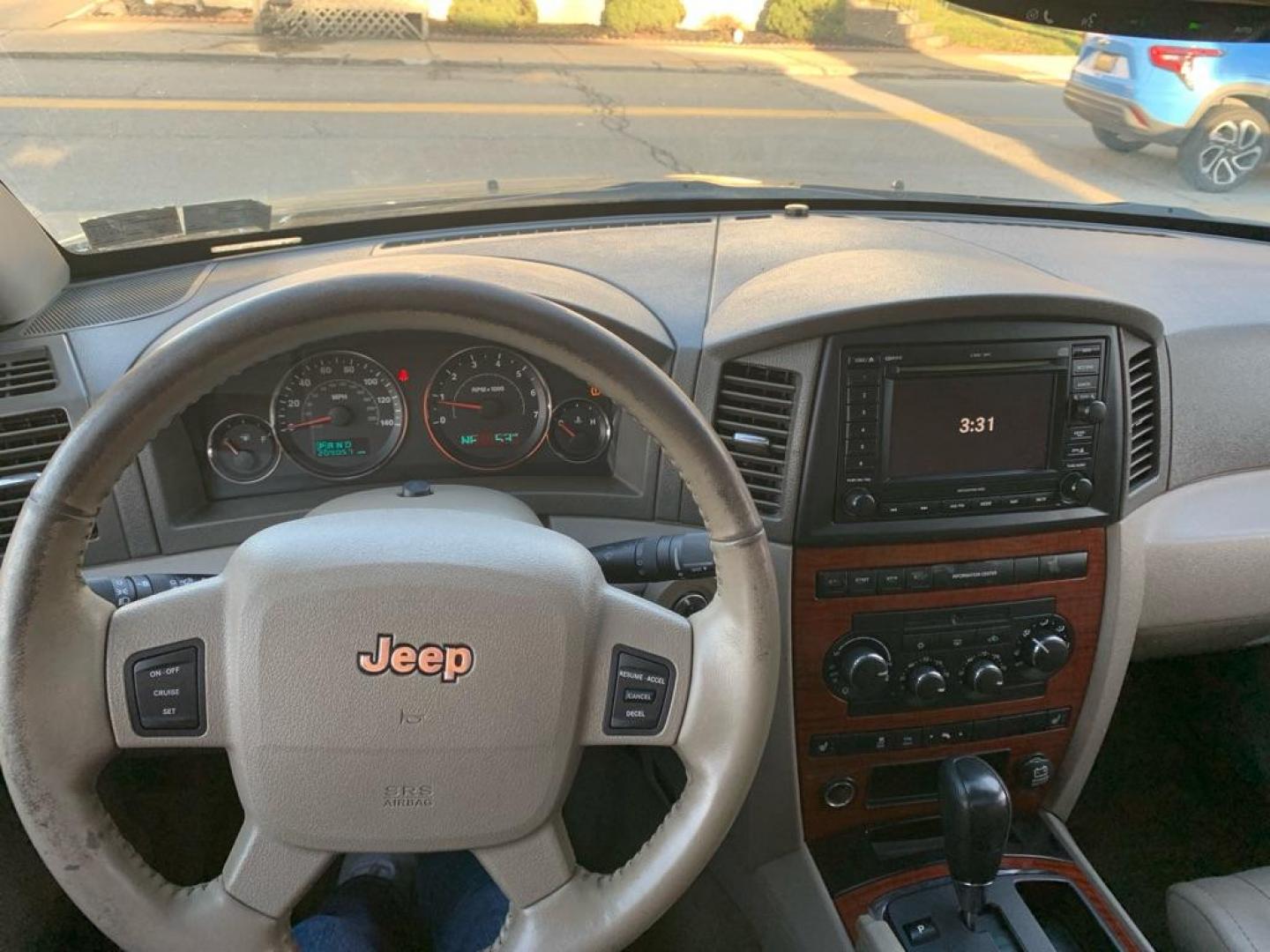 2005 GREEN JEEP GRAND CHEROKEE LIMITED (1J4HR58205C) with an 5.7L engine, Automatic transmission, located at 503 First Street, Canonsburg, PA, 15317, (724) 745-0566, 40.266006, -80.178413 - Photo#18