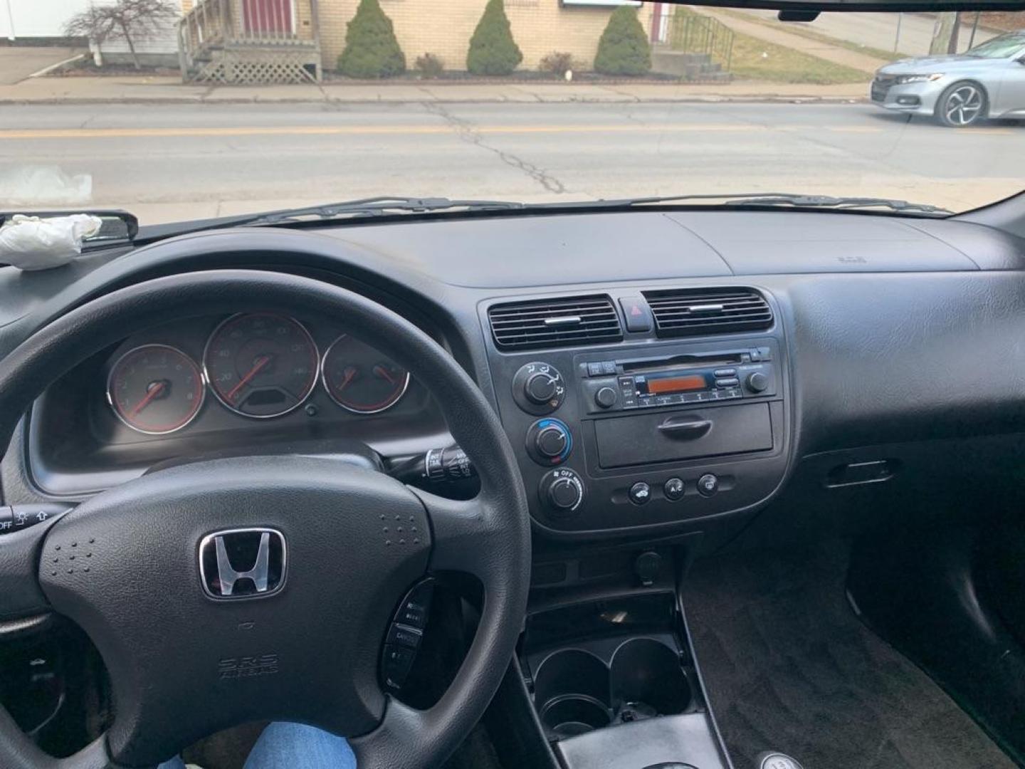 2005 GREY HONDA CIVIC EX (1HGEM21985L) with an 1.7L engine, 4-Speed Manual transmission, located at 503 First Street, Canonsburg, PA, 15317, (724) 745-0566, 40.266006, -80.178413 - Photo#13