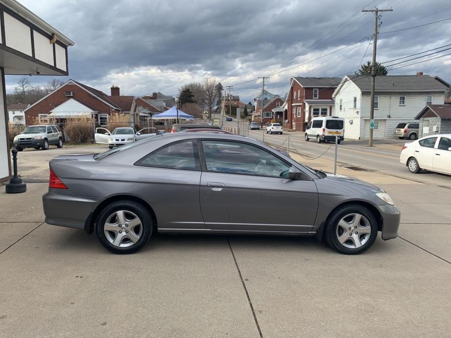 2005 GREY HONDA CIVIC EX (1HGEM21985L) with an 1.7L engine, 4-Speed Manual transmission, located at 503 First Street, Canonsburg, PA, 15317, (724) 745-0566, 40.266006, -80.178413 - Photo#5