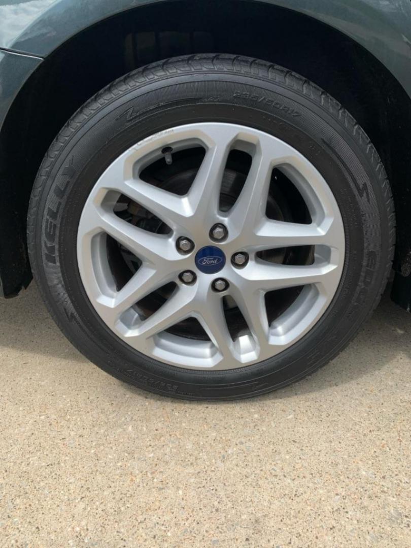 2016 GRAY FORD FUSION SE (3FA6P0H72GR) with an 2.5L engine, Automatic transmission, located at 503 First Street, Canonsburg, PA, 15317, (724) 745-0566, 40.266006, -80.178413 - Photo#10