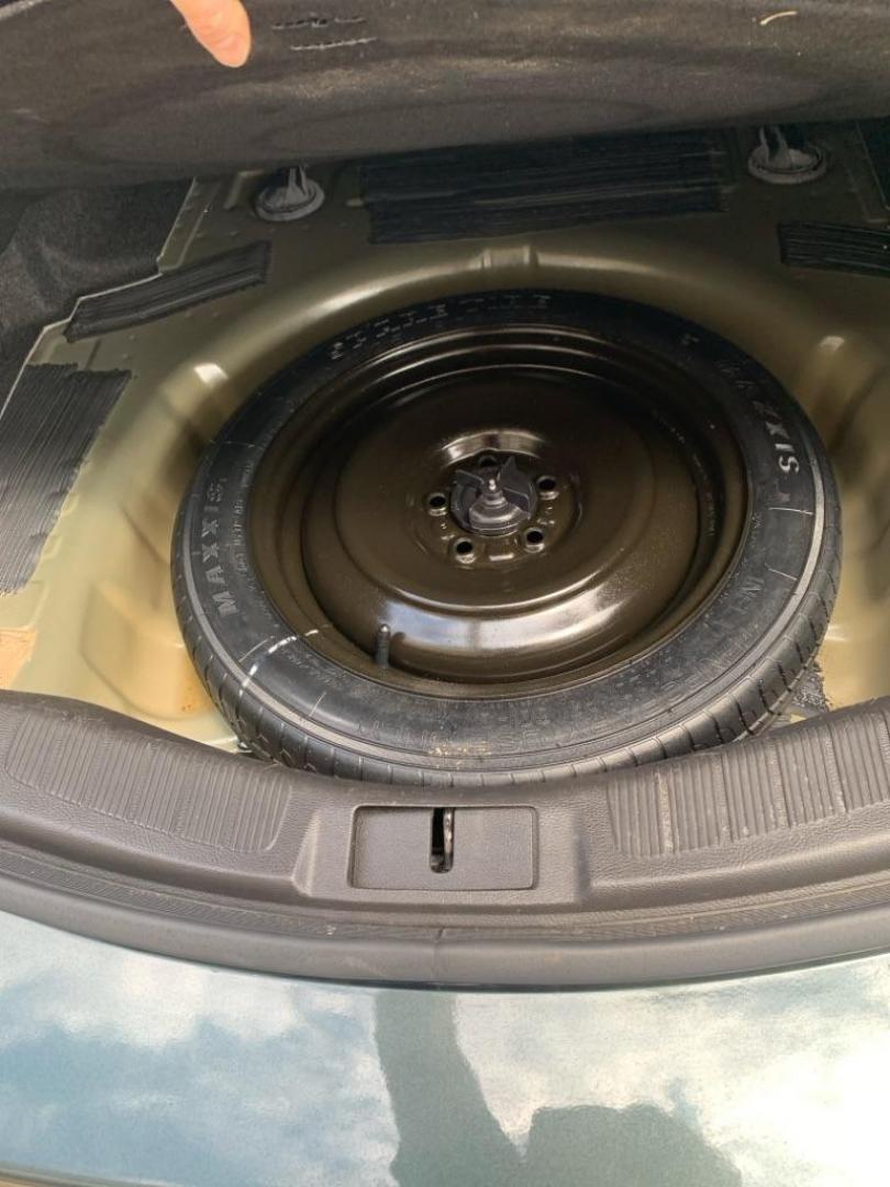 2016 GRAY FORD FUSION SE (3FA6P0H72GR) with an 2.5L engine, Automatic transmission, located at 503 First Street, Canonsburg, PA, 15317, (724) 745-0566, 40.266006, -80.178413 - Photo#14