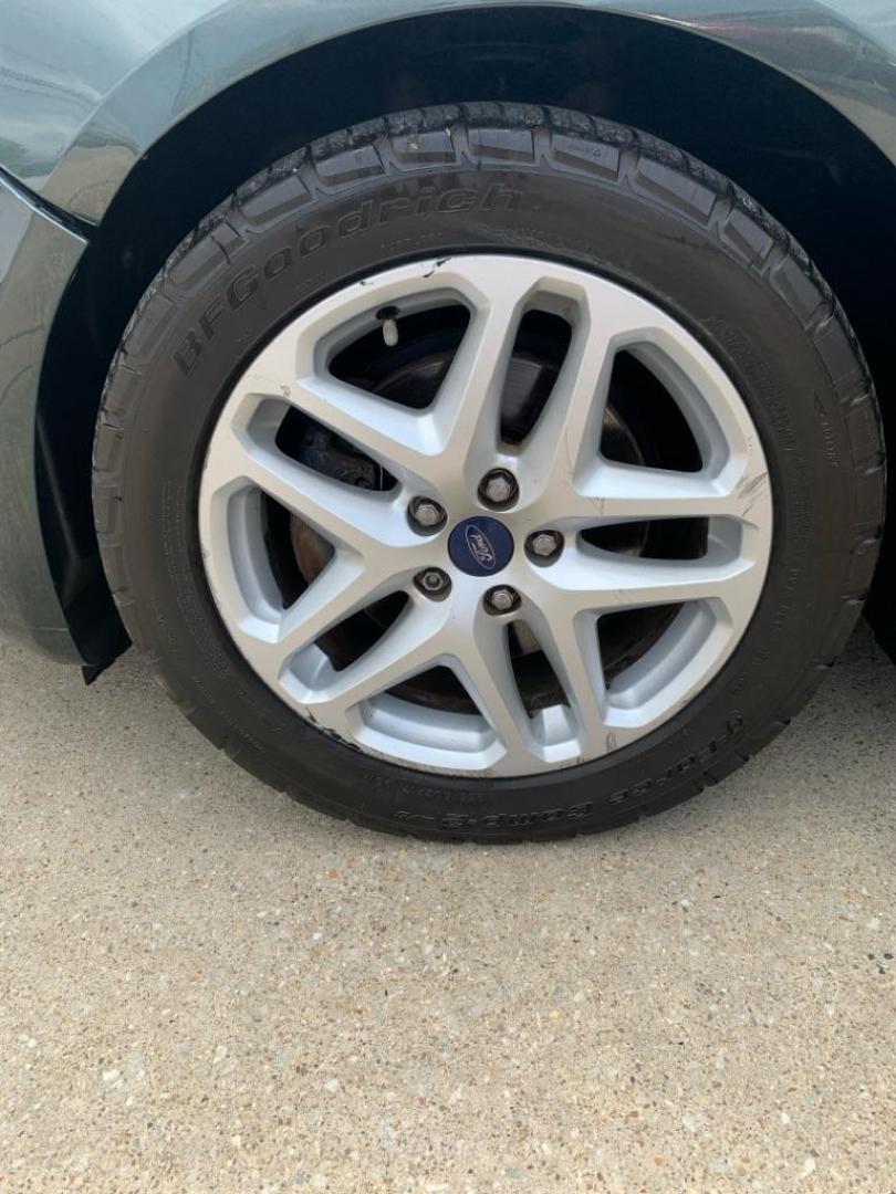 2016 GRAY FORD FUSION SE (3FA6P0H72GR) with an 2.5L engine, Automatic transmission, located at 503 First Street, Canonsburg, PA, 15317, (724) 745-0566, 40.266006, -80.178413 - Photo#8