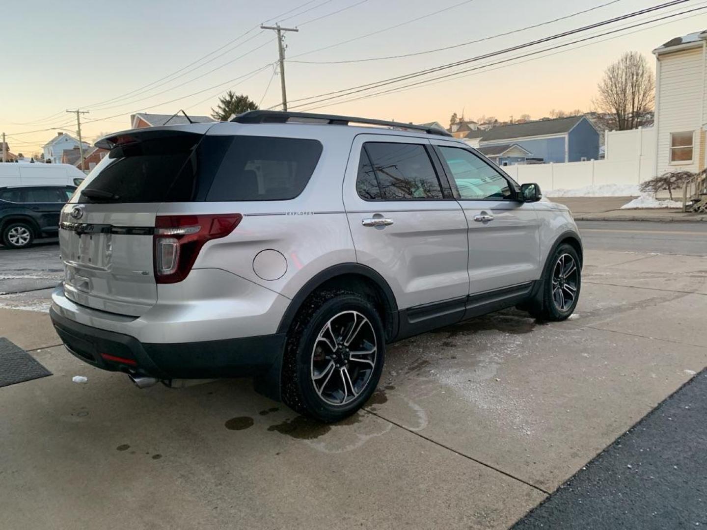 2014 SILVER FORD EXPLORER SPORT (1FM5K8GT0EG) with an 3.5L engine, Automatic transmission, located at 503 First Street, Canonsburg, PA, 15317, (724) 745-0566, 40.266006, -80.178413 - Photo#2