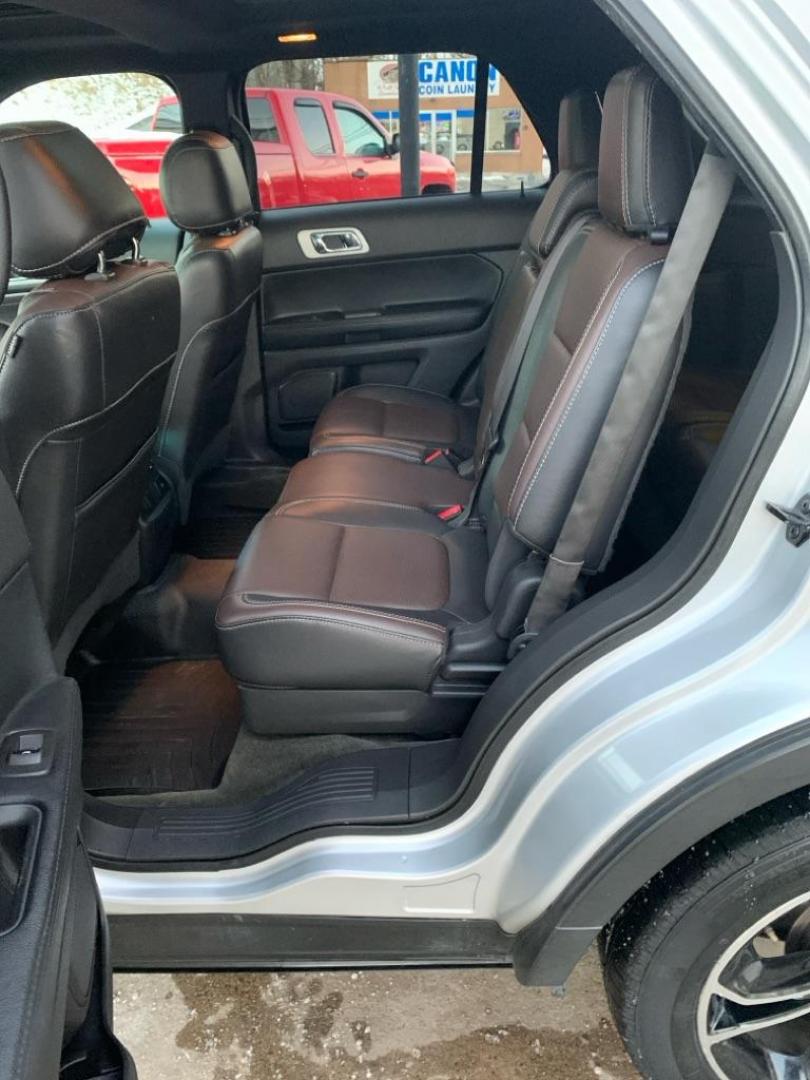 2014 SILVER FORD EXPLORER SPORT (1FM5K8GT0EG) with an 3.5L engine, Automatic transmission, located at 503 First Street, Canonsburg, PA, 15317, (724) 745-0566, 40.266006, -80.178413 - Photo#6