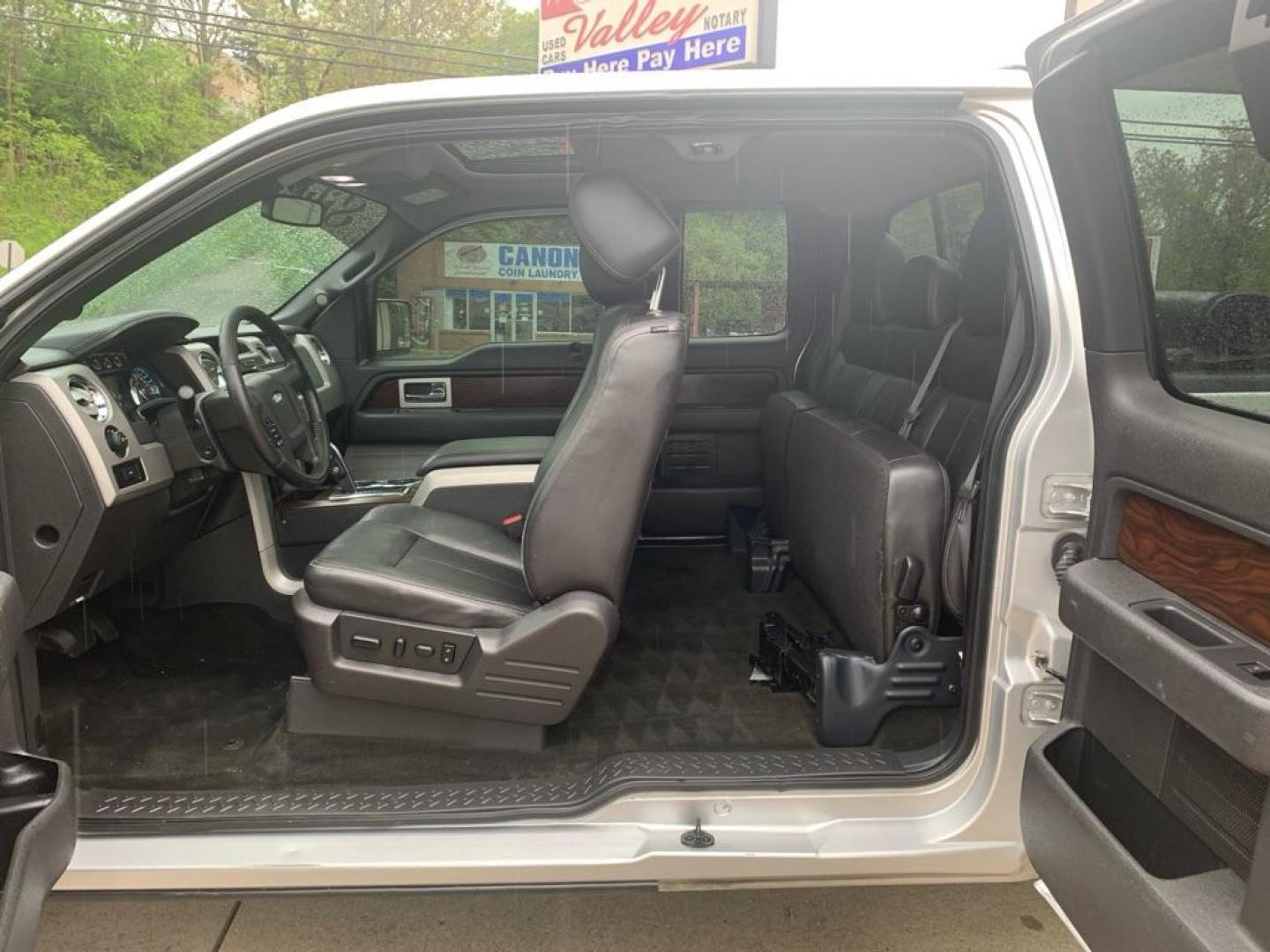 2012 SILVER FORD F150 SUPER CAB (1FTFX1ETXCF) with an 3.5L engine, Automatic transmission, located at 503 First Street, Canonsburg, PA, 15317, (724) 745-0566, 40.266006, -80.178413 - Photo#16