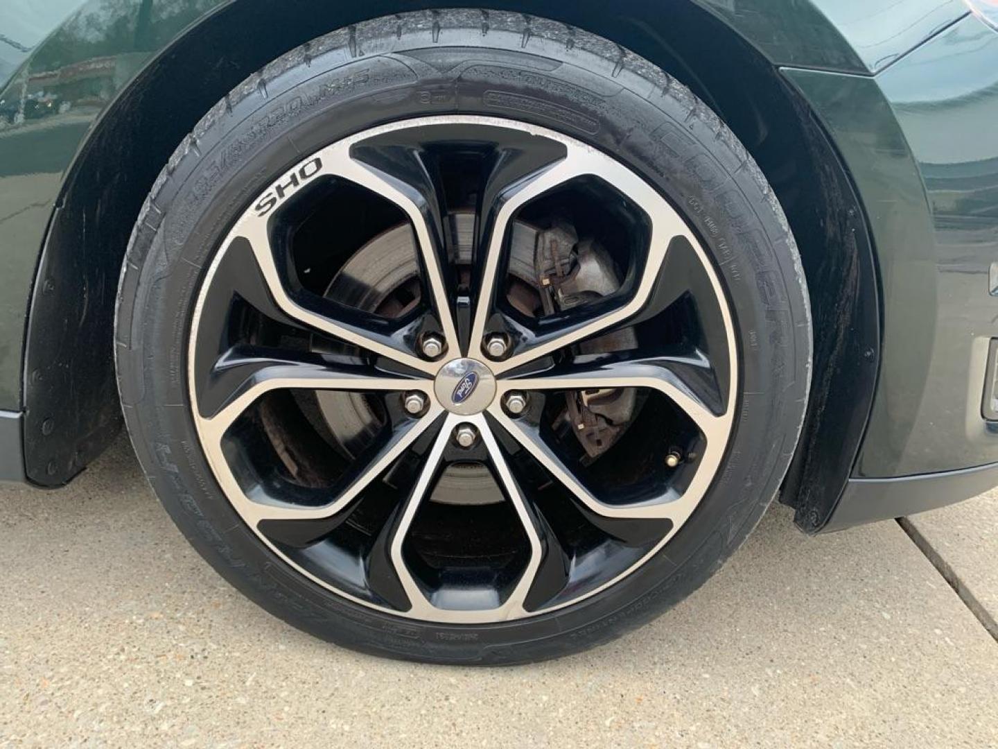 2013 GREEN FORD TAURUS SHO (1FAHP2KT5DG) with an 3.5L engine, Automatic transmission, located at 503 First Street, Canonsburg, PA, 15317, (724) 745-0566, 40.266006, -80.178413 - CAR FAX AVAILABLE! WE FINANCE! FAST AND EASY APPROVALS! CALL US OR APPLY ONLINE: 724-745-0566 OFFICE WWW.USEDCARSCANONSBURGPA.COM AFTER HOURS QUESTIONS? TEXT US! 724-825-1817 - Photo#11