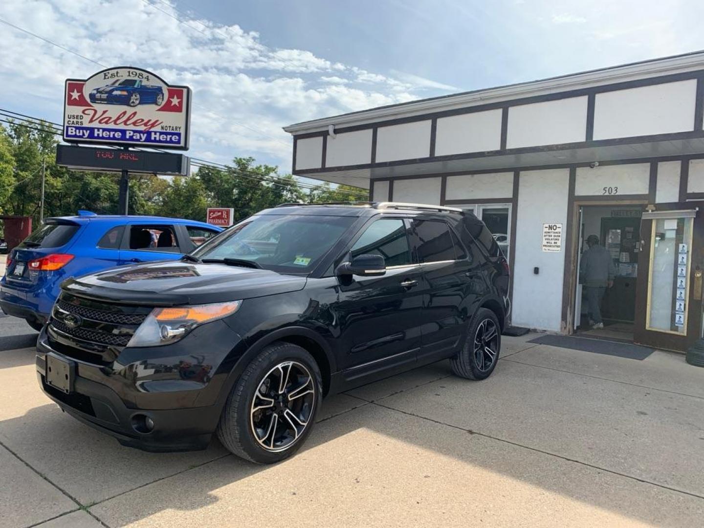 2015 BLACK FORD EXPLORER SPORT (1FM5K8GT1FG) with an 3.5L engine, Automatic transmission, located at 503 First Street, Canonsburg, PA, 15317, (724) 745-0566, 40.266006, -80.178413 - Photo#0