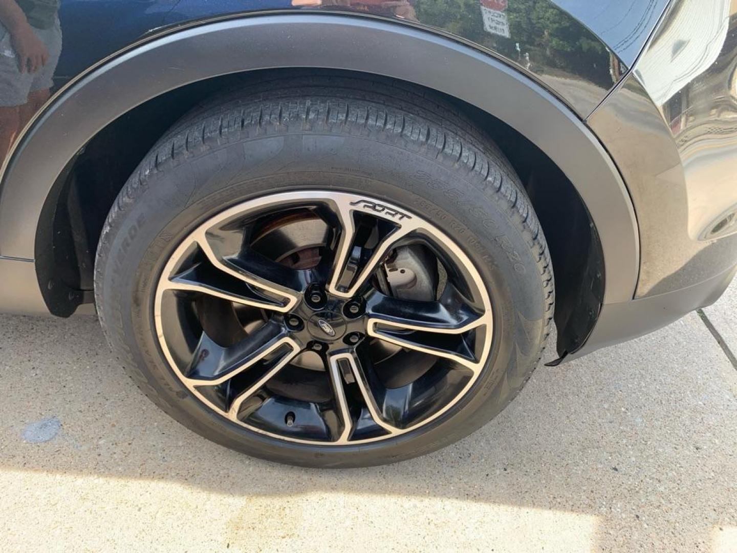 2015 BLACK FORD EXPLORER SPORT (1FM5K8GT1FG) with an 3.5L engine, Automatic transmission, located at 503 First Street, Canonsburg, PA, 15317, (724) 745-0566, 40.266006, -80.178413 - Photo#10