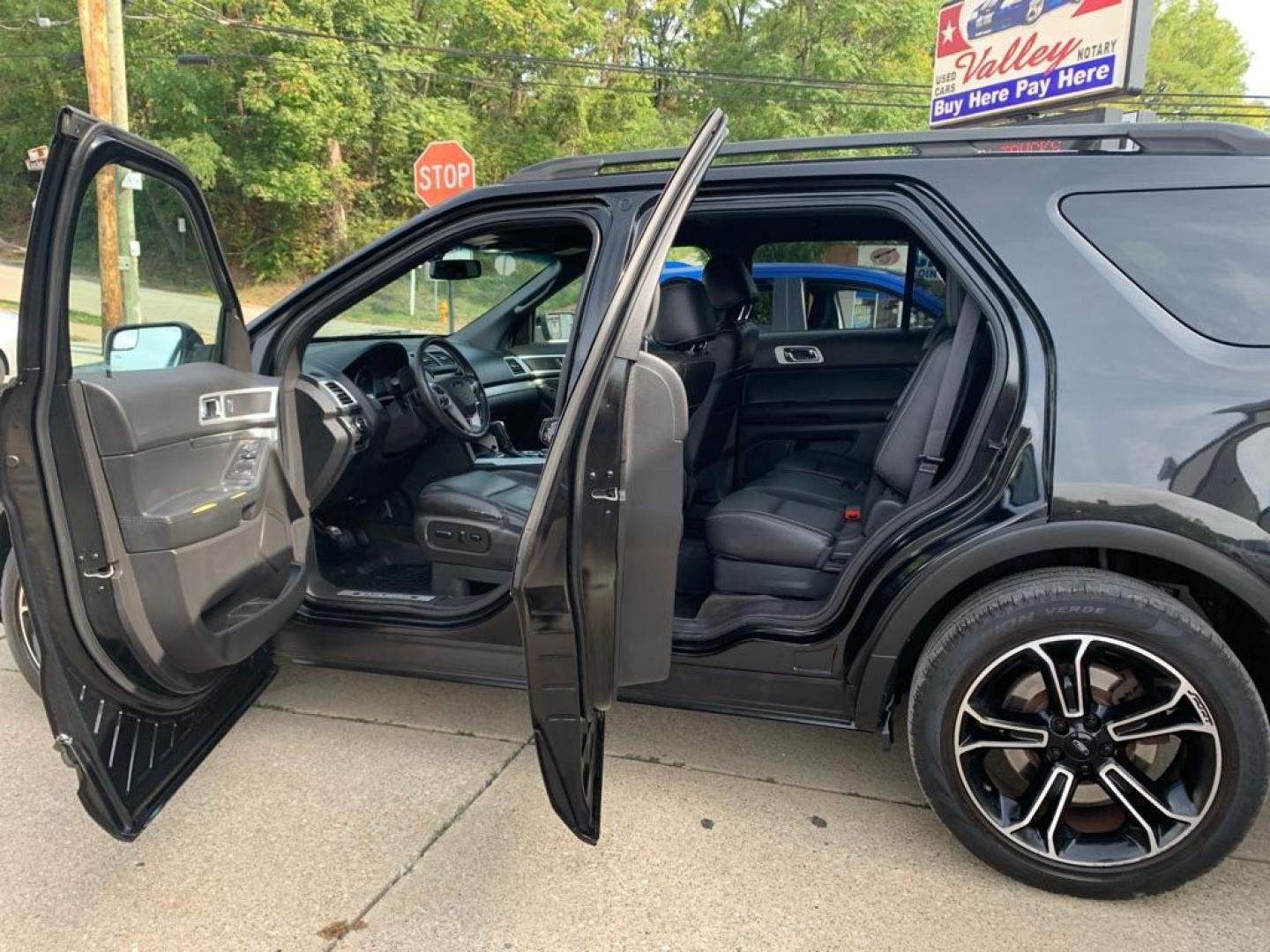2015 BLACK FORD EXPLORER SPORT (1FM5K8GT1FG) with an 3.5L engine, Automatic transmission, located at 503 First Street, Canonsburg, PA, 15317, (724) 745-0566, 40.266006, -80.178413 - Photo#13