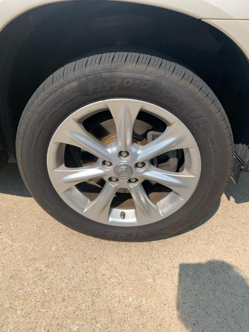 2008 GOLD LEXUS RX 350 (2T2HK31U58C) with an 3.5L engine, Automatic transmission, located at 503 First Street, Canonsburg, PA, 15317, (724) 745-0566, 40.266006, -80.178413 - Photo#11