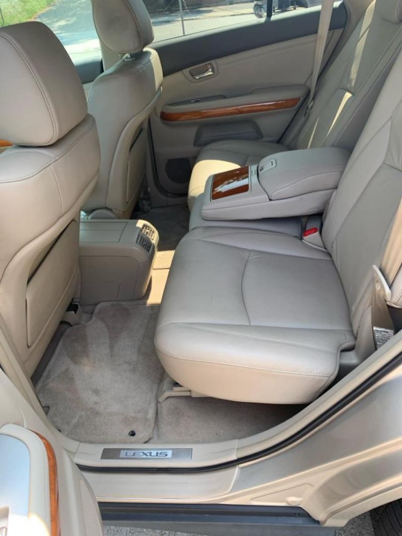 2008 GOLD LEXUS RX 350 (2T2HK31U58C) with an 3.5L engine, Automatic transmission, located at 503 First Street, Canonsburg, PA, 15317, (724) 745-0566, 40.266006, -80.178413 - Photo#17