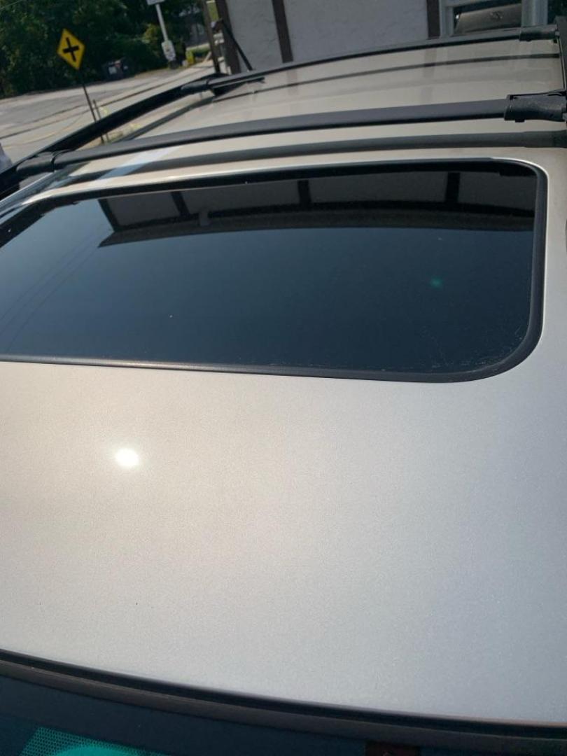 2008 GOLD LEXUS RX 350 (2T2HK31U58C) with an 3.5L engine, Automatic transmission, located at 503 First Street, Canonsburg, PA, 15317, (724) 745-0566, 40.266006, -80.178413 - Photo#19