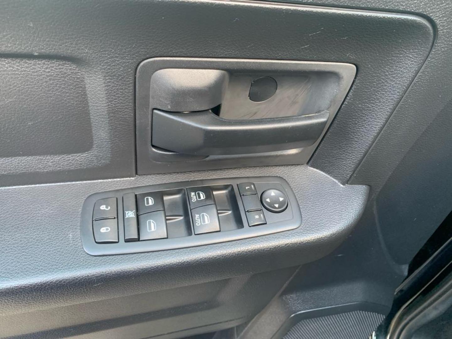 2016 GREEN RAM 1500 TRADESMAN (1C6RR7FG0GS) with an 3.6L engine, Automatic transmission, located at 503 First Street, Canonsburg, PA, 15317, (724) 745-0566, 40.266006, -80.178413 - Photo#21