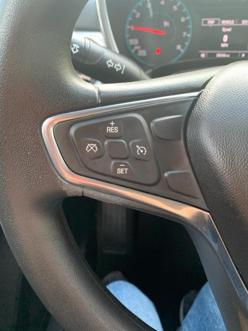 2018 SILVER CHEVROLET EQUINOX LT (2GNAXJEV4J6) with an 1.5L engine, Automatic transmission, located at 503 First Street, Canonsburg, PA, 15317, (724) 745-0566, 40.266006, -80.178413 - Photo#18