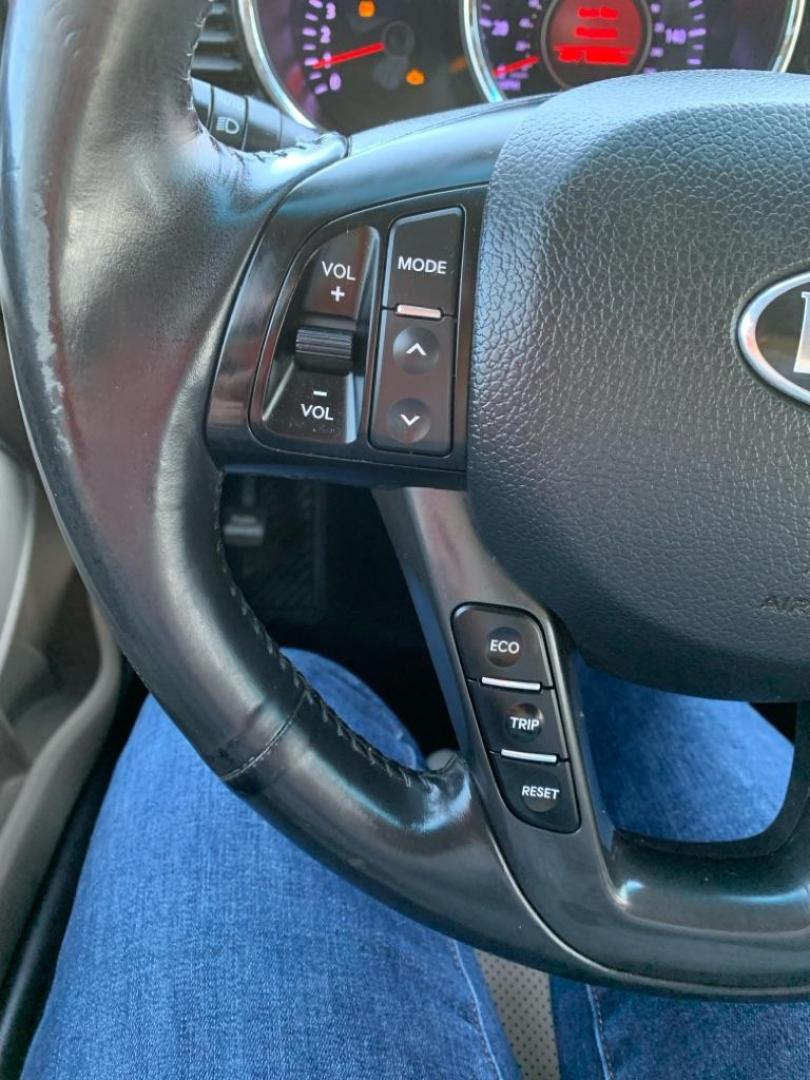 2013 BLACK KIA OPTIMA EX (5XXGN4A76DG) with an 2.4L engine, Automatic transmission, located at 503 First Street, Canonsburg, PA, 15317, (724) 745-0566, 40.266006, -80.178413 - CAR FAX AVAILABLE! AM/FM/CD/MP3, BLUETOOTH WIRELESS TECHNOLOGY, LEATHER SEAT TRIM, REMOTE KEYLESS ENTRY, PUSH BUTTON START, CRUISE CONTROL, TRACTION CONTROL SYSTEM WE FINANCE! FAST AND EASY APPROVALS! CALL US OR APPLY ONLINE: 724-745-0566 OFFICE WWW.USEDCARSCANONSBURGPA.COM AFTER HOURS QUEST - Photo#18