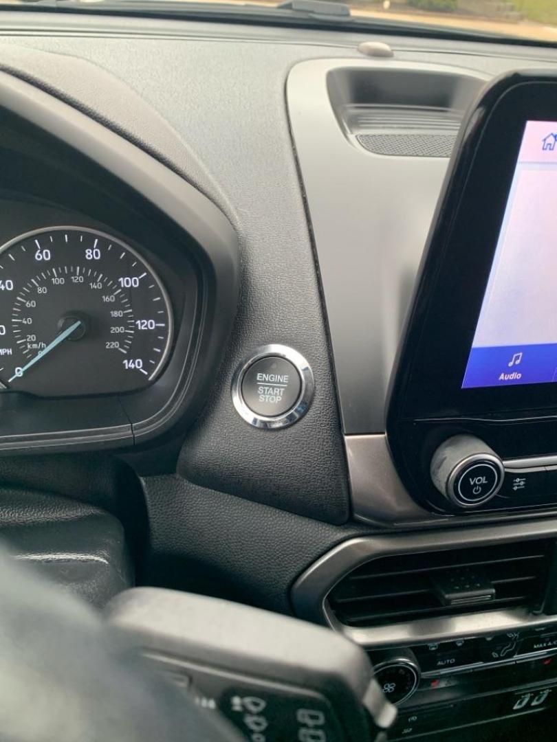 2020 GRAY FORD ECOSPORT SE (MAJ3S2GE4LC) with an 1.0L engine, Automatic transmission, located at 503 First Street, Canonsburg, PA, 15317, (724) 745-0566, 40.266006, -80.178413 - Photo#9