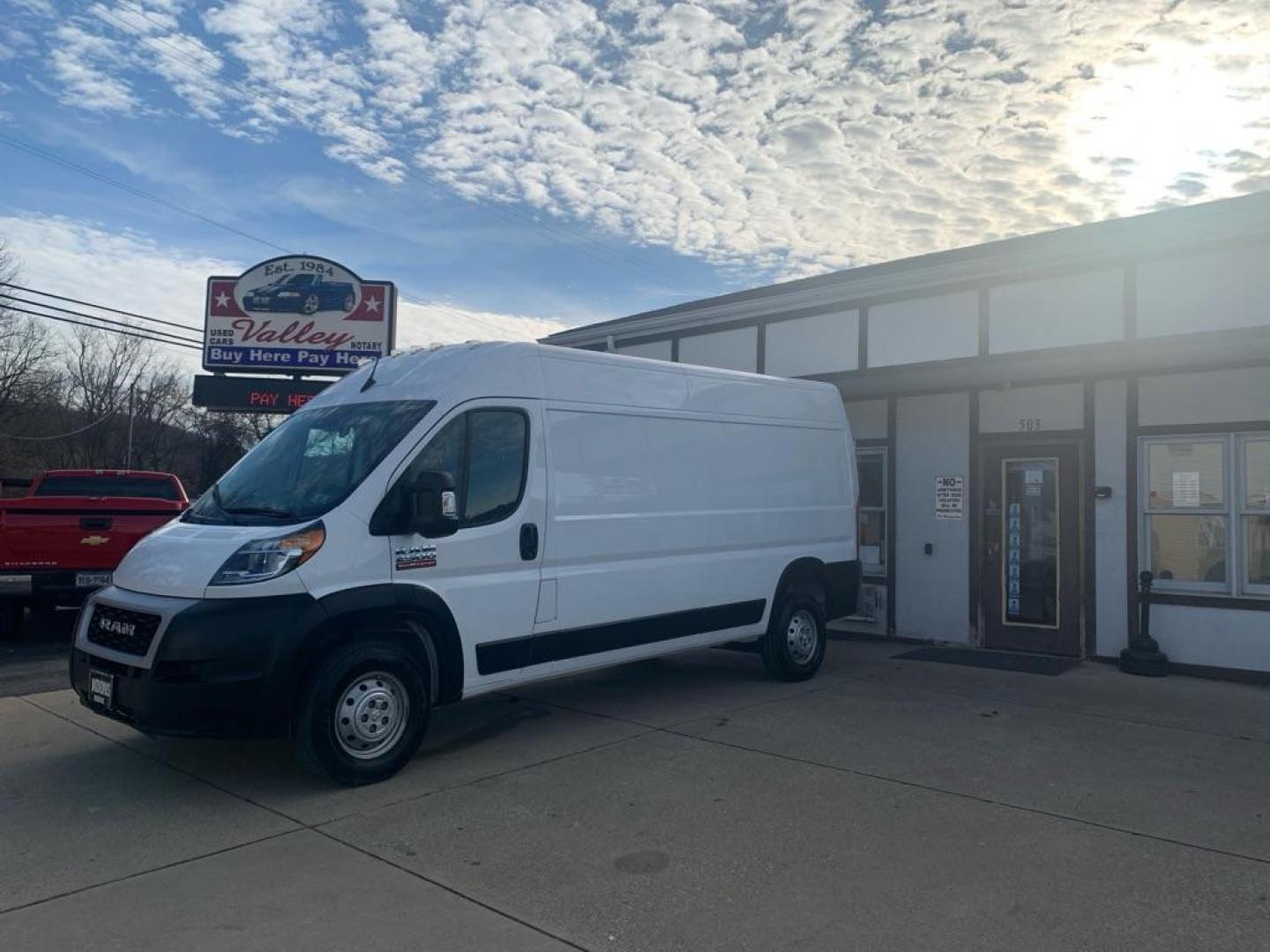 2022 WHITE RAM PROMASTER 2500 2500 HIGH (3C6LRVDG0NE) with an 3.6L engine, Automatic transmission, located at 503 First Street, Canonsburg, PA, 15317, (724) 745-0566, 40.266006, -80.178413 - Photo#0