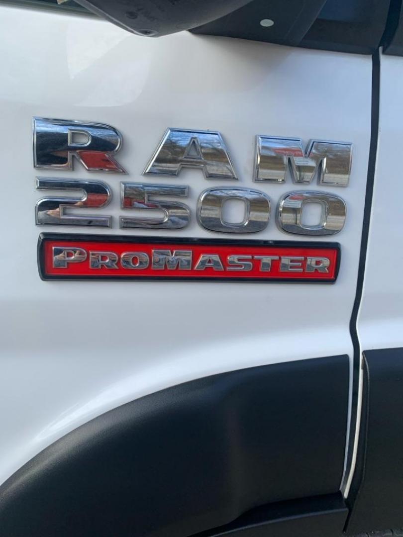 2022 WHITE RAM PROMASTER 2500 2500 HIGH (3C6LRVDG0NE) with an 3.6L engine, Automatic transmission, located at 503 First Street, Canonsburg, PA, 15317, (724) 745-0566, 40.266006, -80.178413 - Photo#11