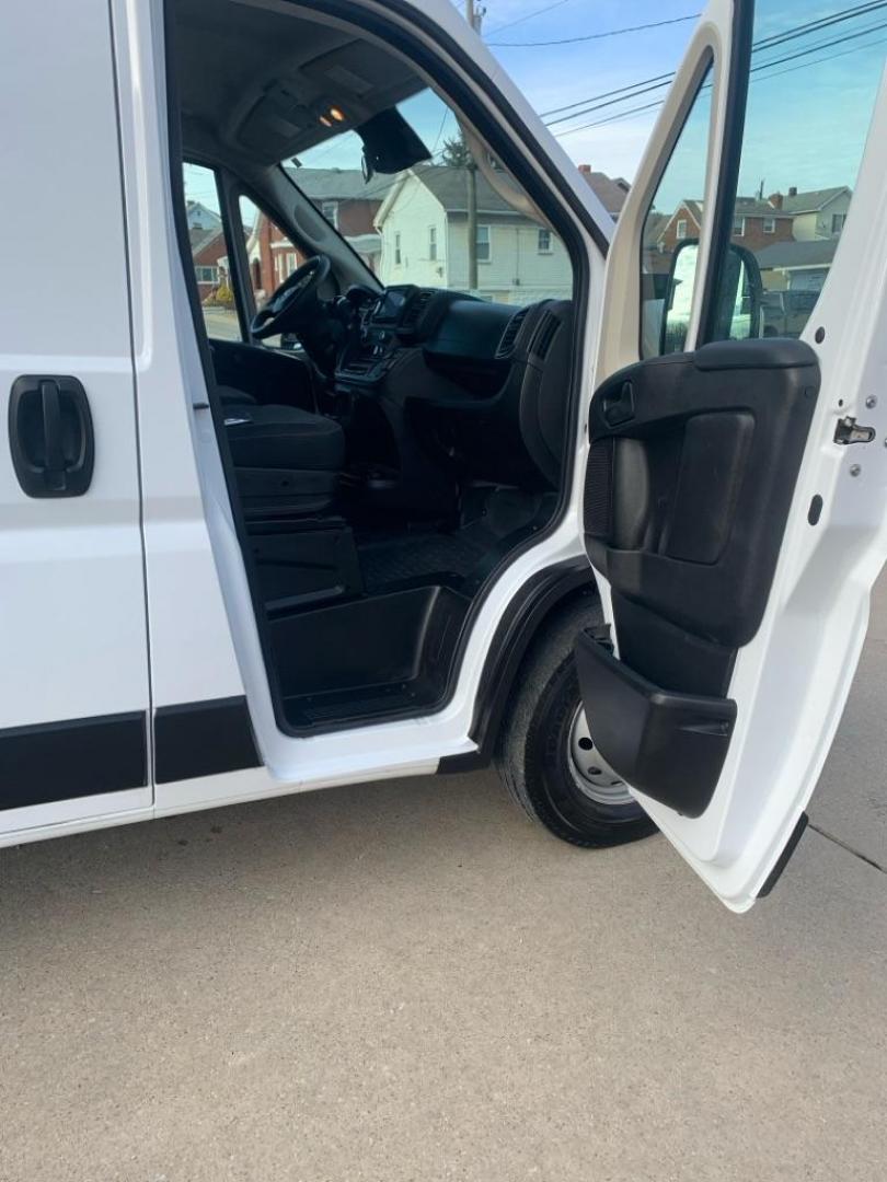 2022 WHITE RAM PROMASTER 2500 2500 HIGH (3C6LRVDG0NE) with an 3.6L engine, Automatic transmission, located at 503 First Street, Canonsburg, PA, 15317, (724) 745-0566, 40.266006, -80.178413 - Photo#16