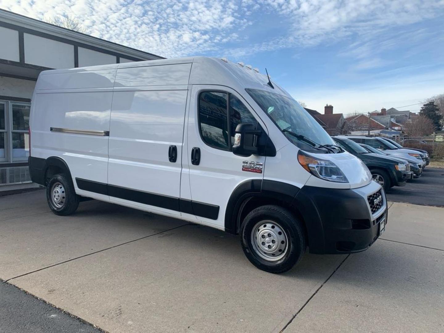 2022 WHITE RAM PROMASTER 2500 2500 HIGH (3C6LRVDG0NE) with an 3.6L engine, Automatic transmission, located at 503 First Street, Canonsburg, PA, 15317, (724) 745-0566, 40.266006, -80.178413 - Photo#4