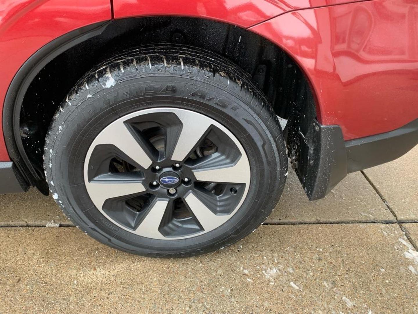 2018 RED SUBARU FORESTER 2.5I PREMIUM (JF2SJAEC0JH) with an 2.5L engine, Automatic transmission, located at 503 First Street, Canonsburg, PA, 15317, (724) 745-0566, 40.266006, -80.178413 - Photo#6