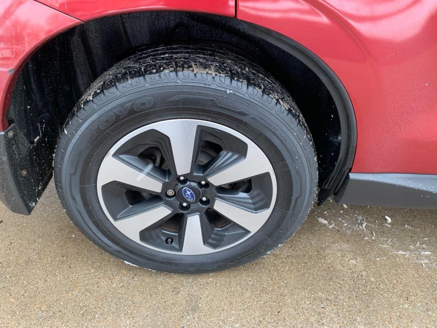 2018 RED SUBARU FORESTER 2.5I PREMIUM (JF2SJAEC0JH) with an 2.5L engine, Automatic transmission, located at 503 First Street, Canonsburg, PA, 15317, (724) 745-0566, 40.266006, -80.178413 - Photo#7