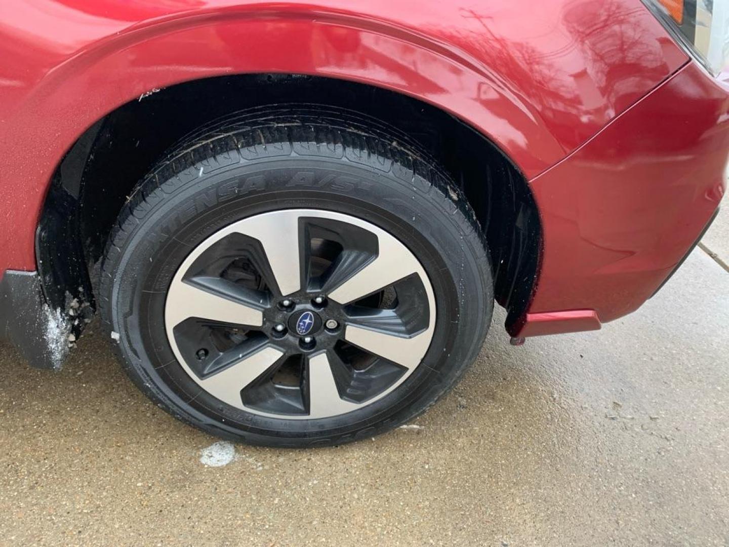 2018 RED SUBARU FORESTER 2.5I PREMIUM (JF2SJAEC0JH) with an 2.5L engine, Automatic transmission, located at 503 First Street, Canonsburg, PA, 15317, (724) 745-0566, 40.266006, -80.178413 - Photo#8