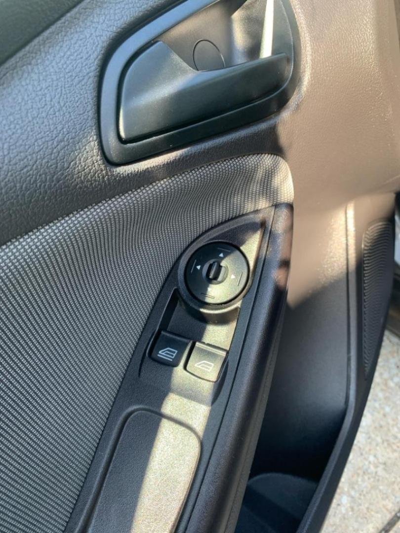 2012 GREY FORD FOCUS S (1FAHP3E2XCL) with an 2.0L engine, Automatic transmission, located at 503 First Street, Canonsburg, PA, 15317, (724) 745-0566, 40.266006, -80.178413 - Photo#13