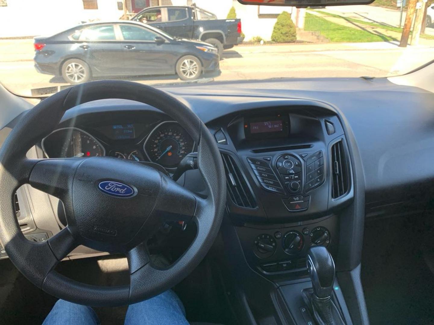 2012 GREY FORD FOCUS S (1FAHP3E2XCL) with an 2.0L engine, Automatic transmission, located at 503 First Street, Canonsburg, PA, 15317, (724) 745-0566, 40.266006, -80.178413 - Photo#14