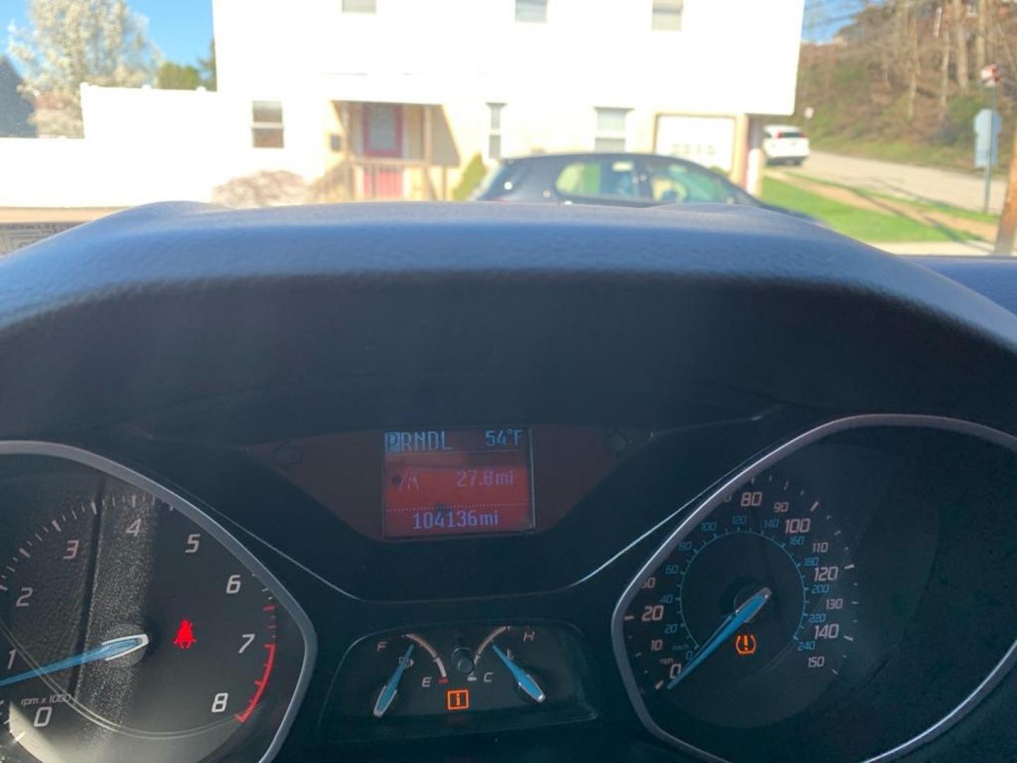 2012 GREY FORD FOCUS S (1FAHP3E2XCL) with an 2.0L engine, Automatic transmission, located at 503 First Street, Canonsburg, PA, 15317, (724) 745-0566, 40.266006, -80.178413 - Photo#15