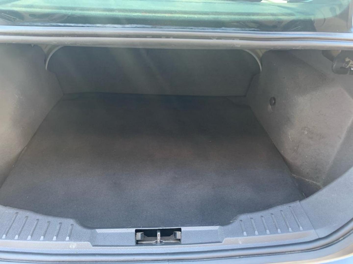 2012 GREY FORD FOCUS S (1FAHP3E2XCL) with an 2.0L engine, Automatic transmission, located at 503 First Street, Canonsburg, PA, 15317, (724) 745-0566, 40.266006, -80.178413 - Photo#8