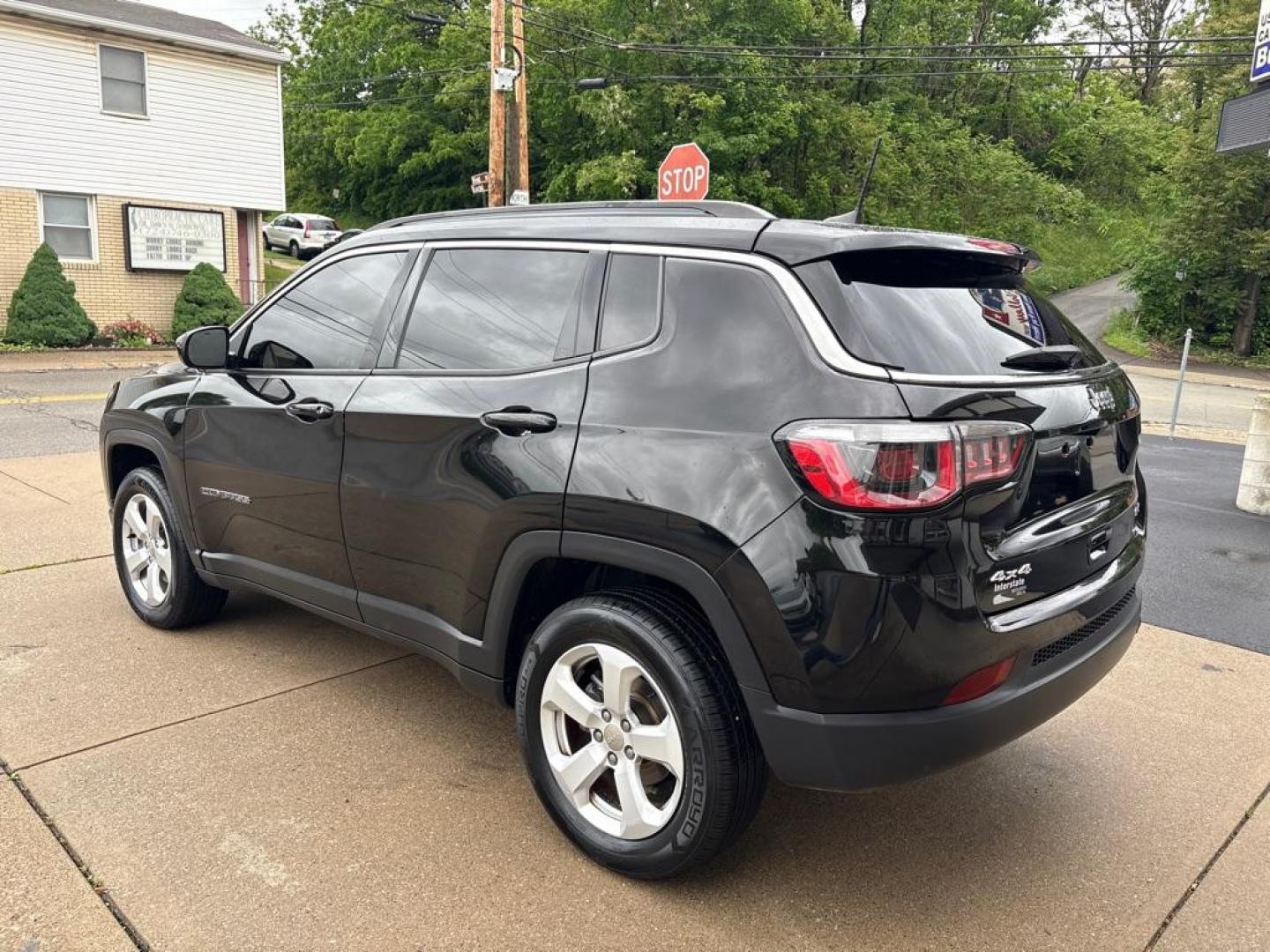 2018 BLACK JEEP COMPASS LATITUDE (3C4NJDBB0JT) with an 2.4L engine, Automatic transmission, located at 503 First Street, Canonsburg, PA, 15317, (724) 745-0566, 40.266006, -80.178413 - Photo#2