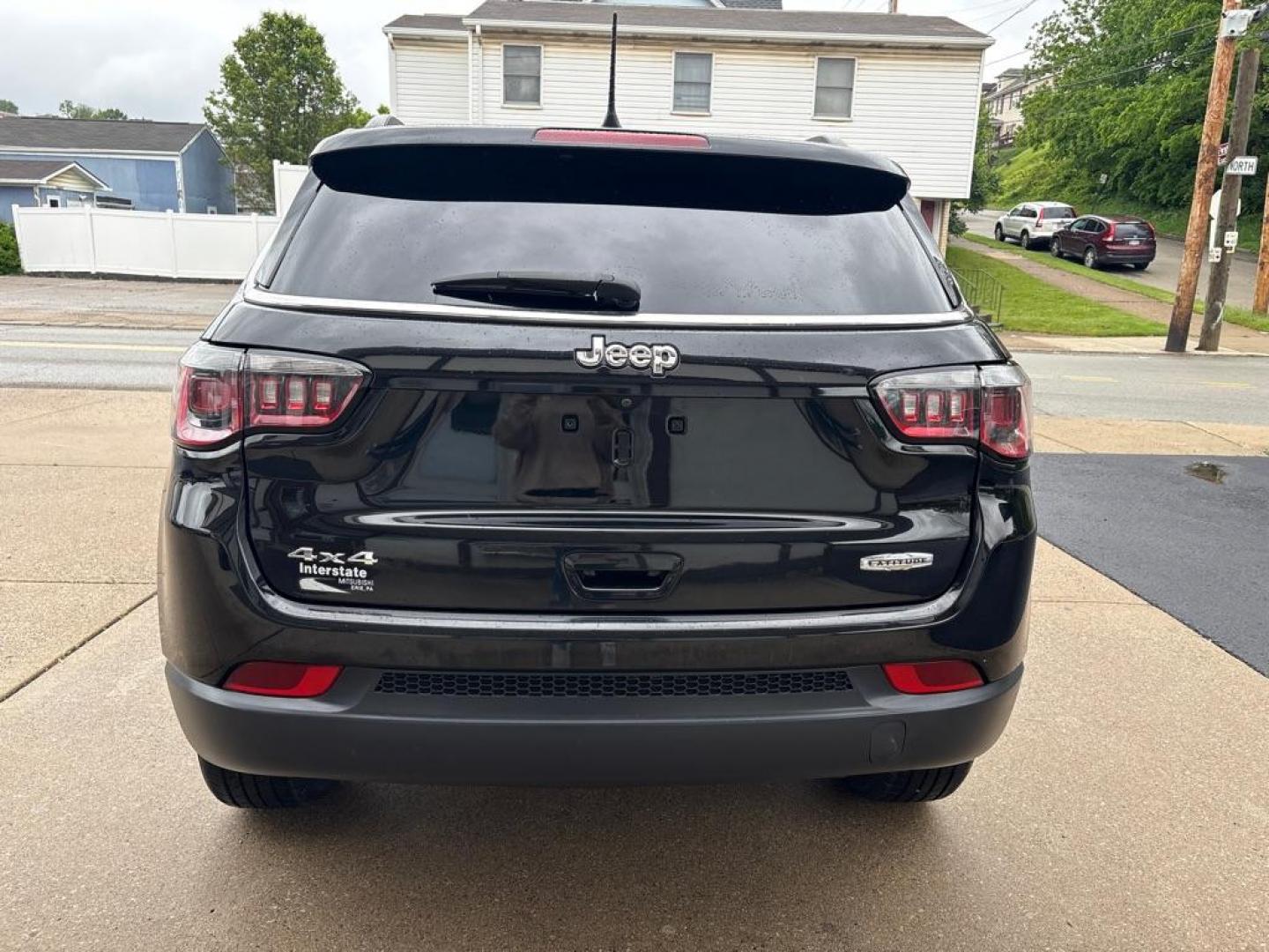 2018 BLACK JEEP COMPASS LATITUDE (3C4NJDBB0JT) with an 2.4L engine, Automatic transmission, located at 503 First Street, Canonsburg, PA, 15317, (724) 745-0566, 40.266006, -80.178413 - Photo#3