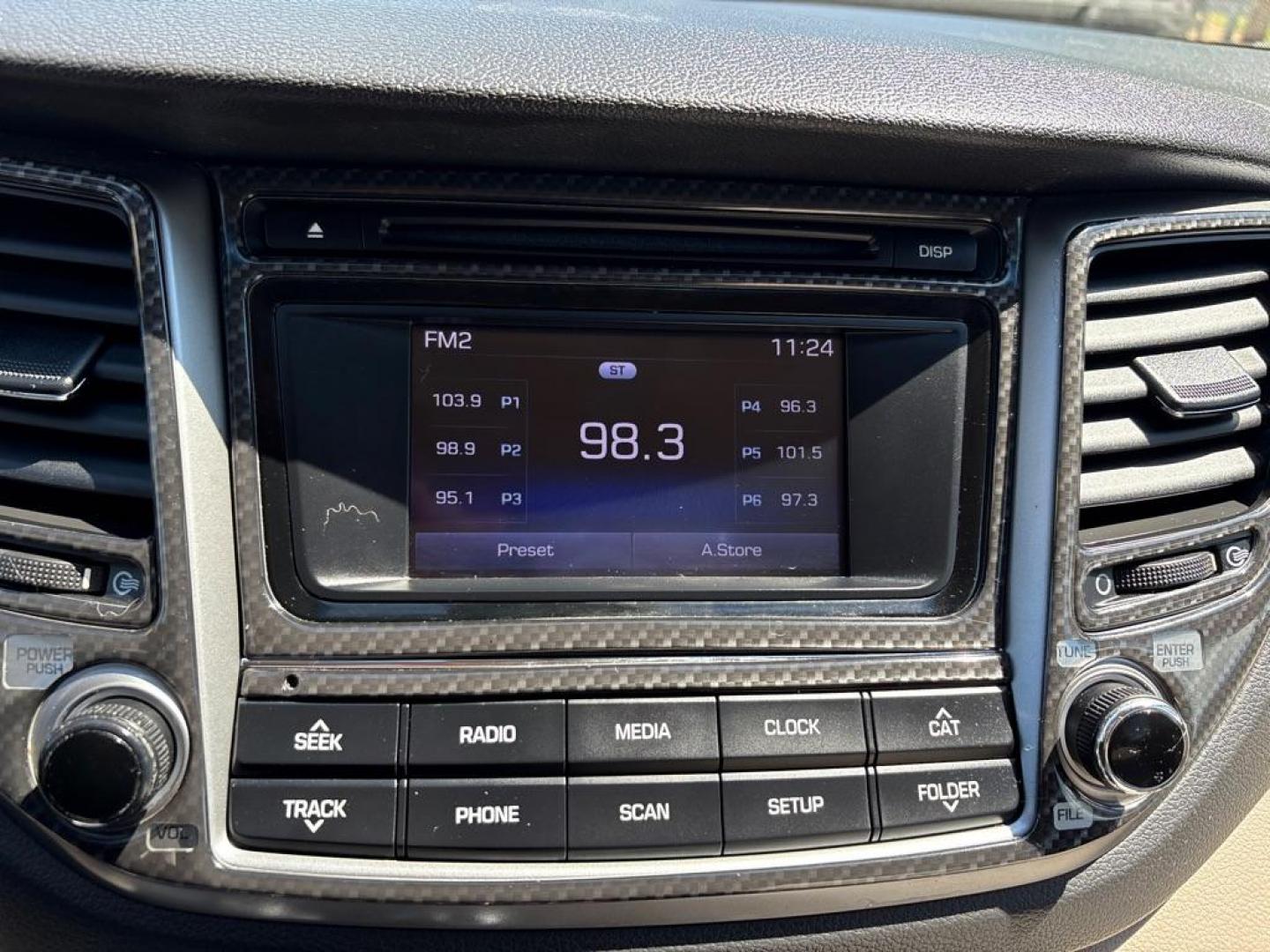 2016 RED HYUNDAI TUCSON LIMITED (KM8J3CA20GU) with an 1.6L engine, Automatic transmission, located at 503 First Street, Canonsburg, PA, 15317, (724) 745-0566, 40.266006, -80.178413 - Photo#30