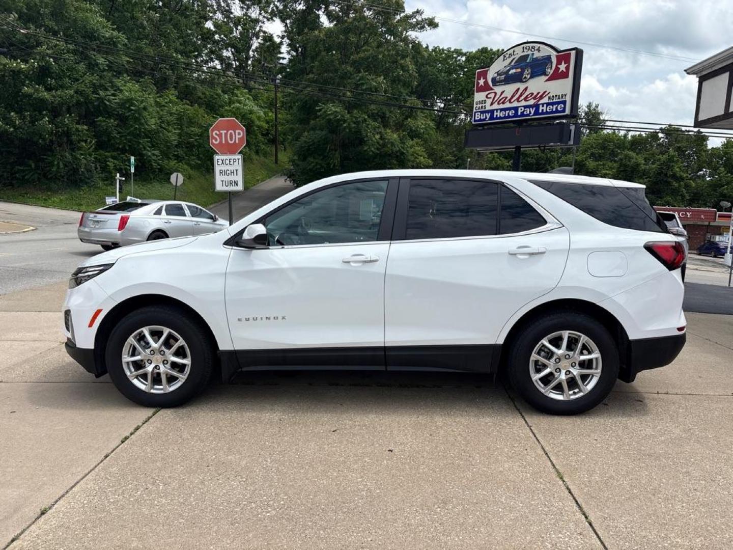 2024 WHITE CHEVROLET EQUINOX LT (3GNAXUEG3RS) with an 1.5L engine, Automatic transmission, located at 503 First Street, Canonsburg, PA, 15317, (724) 745-0566, 40.266006, -80.178413 - Photo#1