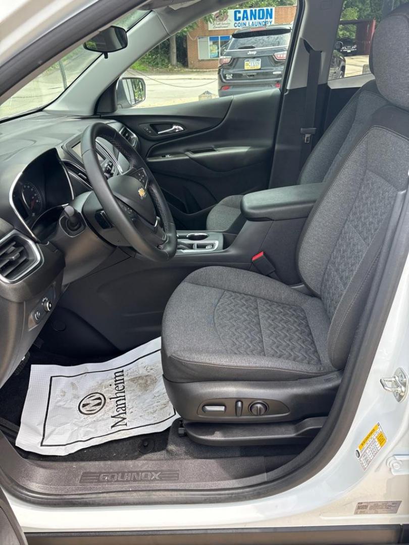 2024 WHITE CHEVROLET EQUINOX LT (3GNAXUEG3RS) with an 1.5L engine, Automatic transmission, located at 503 First Street, Canonsburg, PA, 15317, (724) 745-0566, 40.266006, -80.178413 - Photo#18