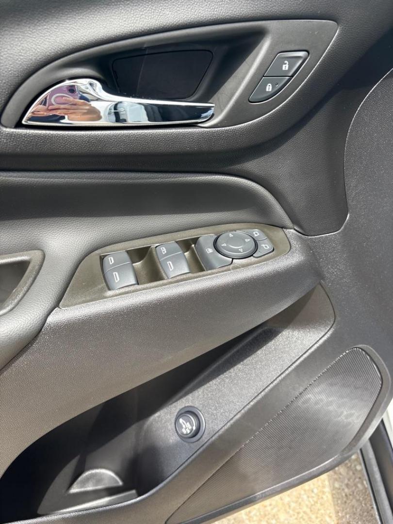 2024 WHITE CHEVROLET EQUINOX LT (3GNAXUEG3RS) with an 1.5L engine, Automatic transmission, located at 503 First Street, Canonsburg, PA, 15317, (724) 745-0566, 40.266006, -80.178413 - Photo#21