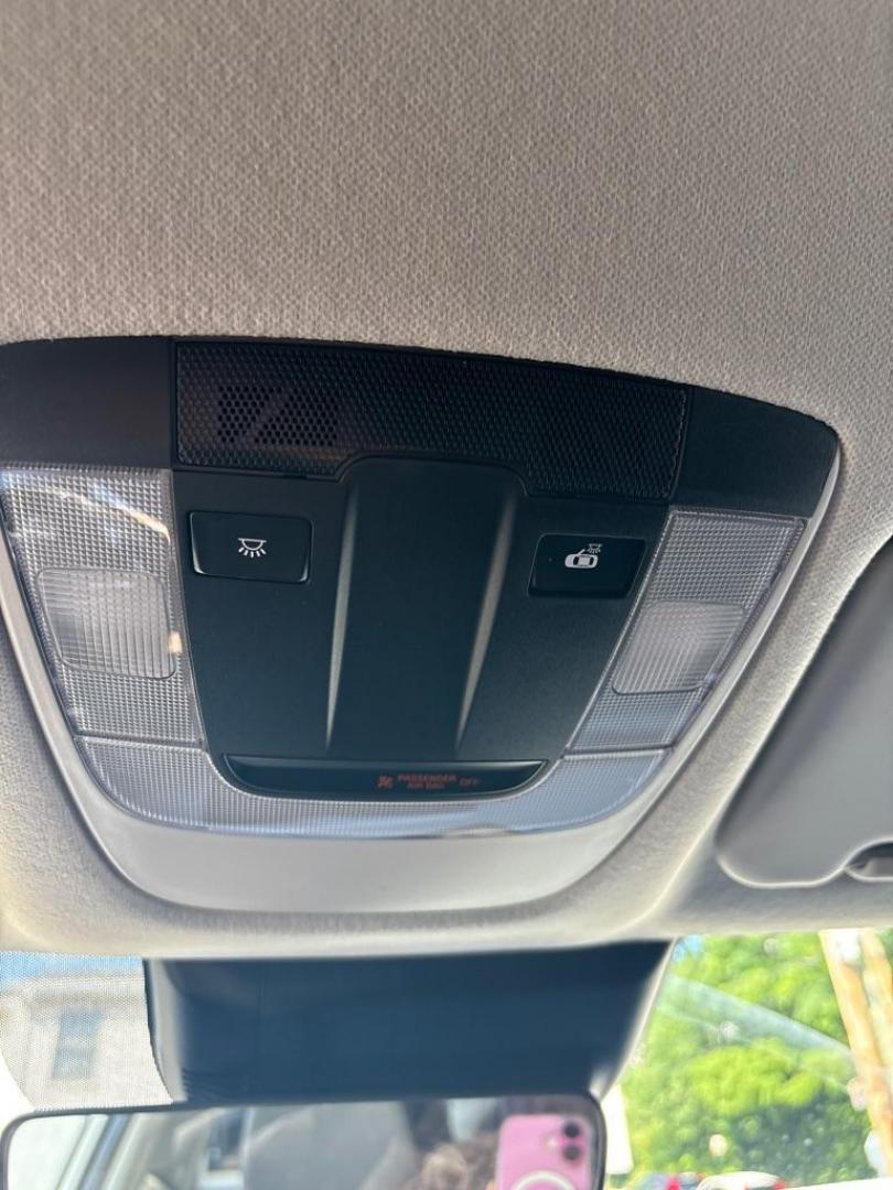 2021 WHITE KIA SELTOS S (KNDEUCAA0M7) with an 2.0L engine, Continuously Variable transmission, located at 503 First Street, Canonsburg, PA, 15317, (724) 745-0566, 40.266006, -80.178413 - Photo#34