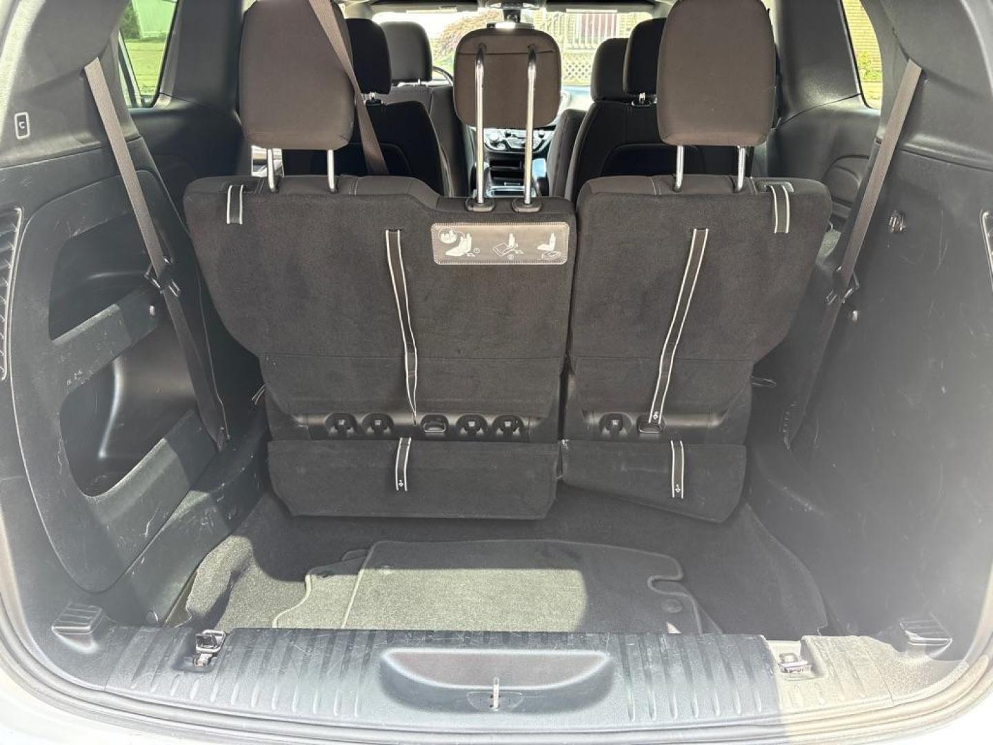 2020 WHITE CHRYSLER PACIFICA TOURING (2C4RC1FG6LR) with an 3.6L engine, Automatic transmission, located at 503 First Street, Canonsburg, PA, 15317, (724) 745-0566, 40.266006, -80.178413 - Photo#15