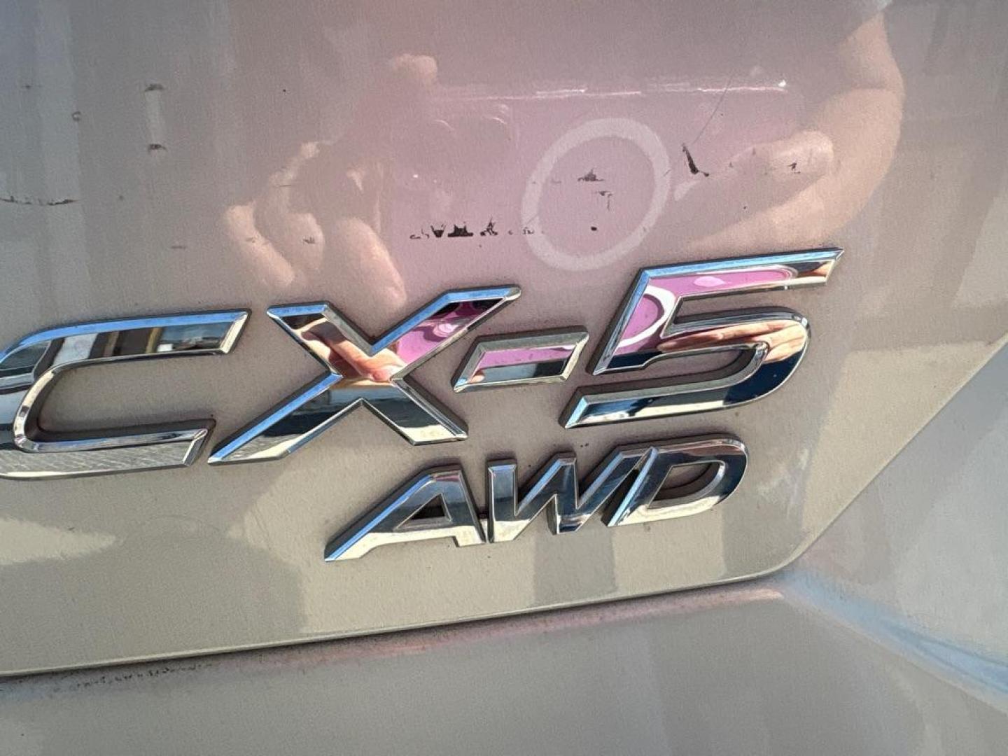 2018 SILVER MAZDA CX-5 SPORT (JM3KFBBM6J0) with an 2.5L engine, Automatic transmission, located at 503 First Street, Canonsburg, PA, 15317, (724) 745-0566, 40.266006, -80.178413 - CAR FAX AVAILABLE! 4 NEW TIRES, AM/FM/BLUETOOTH/USB, TOUCH SCREEN, PUSH START, CRUISE CONTROL, CLOTH INTERIOR WE FINANCE! FAST AND EASY APPROVALS! CALL US OR APPLY ONLINE: 724-745-0566 OFFICE WWW.USEDCARSCANONSBURGPA.COM AFTER HOURS QUESTIONS? TEXT US! 724-825-1817 - Photo#13