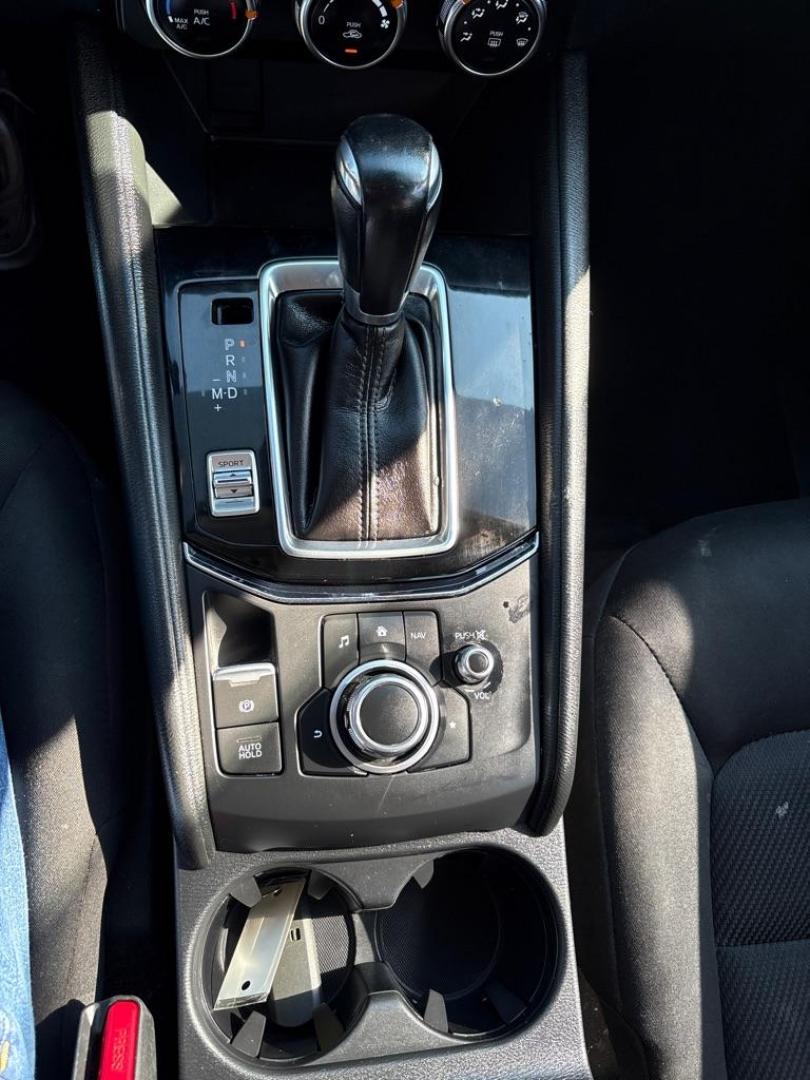 2018 SILVER MAZDA CX-5 SPORT (JM3KFBBM6J0) with an 2.5L engine, Automatic transmission, located at 503 First Street, Canonsburg, PA, 15317, (724) 745-0566, 40.266006, -80.178413 - CAR FAX AVAILABLE! 4 NEW TIRES, AM/FM/BLUETOOTH/USB, TOUCH SCREEN, PUSH START, CRUISE CONTROL, CLOTH INTERIOR WE FINANCE! FAST AND EASY APPROVALS! CALL US OR APPLY ONLINE: 724-745-0566 OFFICE WWW.USEDCARSCANONSBURGPA.COM AFTER HOURS QUESTIONS? TEXT US! 724-825-1817 - Photo#28