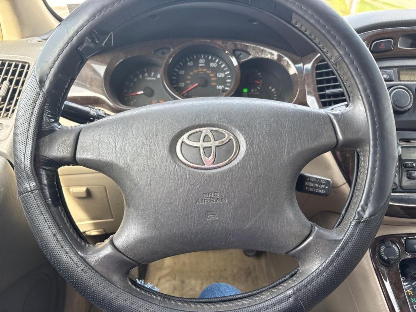 2003 GOLD TOYOTA HIGHLANDER LIMITED (JTEHF21A830) with an 3.0L engine, Automatic transmission, located at 503 First Street, Canonsburg, PA, 15317, (724) 745-0566, 40.266006, -80.178413 - CAR FAX AVAILABLE! AWD AS-IS! NO PA INSPECTION! CAUTION: CHECK ENGINE LIGHT ON! THIS VEHICLE DOES NOT QUILIFY FOR FINANCING, CASH ONLY SALE 724-745-0566 OFFICE WWW.USEDCARSCANONSBURGPA.COM AFTER HOURS QUESTIONS? TEXT US! 724-825-1817 FAQ's: Does it run? YES Will you finance this vehicle? NO - Photo#21