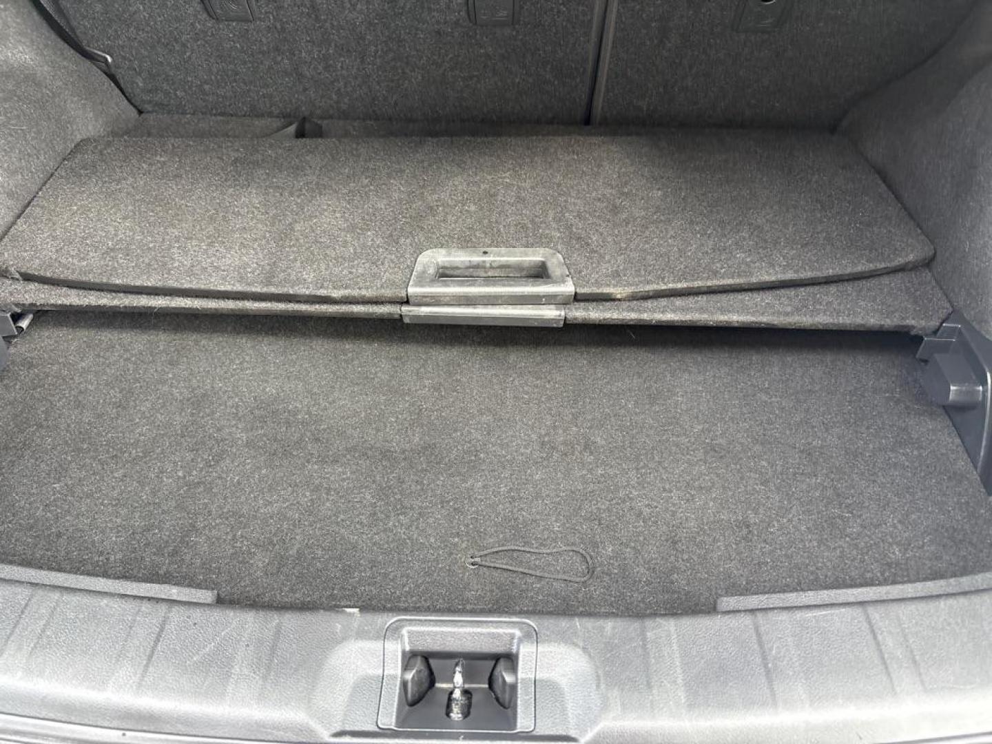 2017 WHITE NISSAN ROGUE SPORT S (JN1BJ1CR4HW) with an 2.0L engine, Continuously Variable transmission, located at 503 First Street, Canonsburg, PA, 15317, (724) 745-0566, 40.266006, -80.178413 - Photo#13