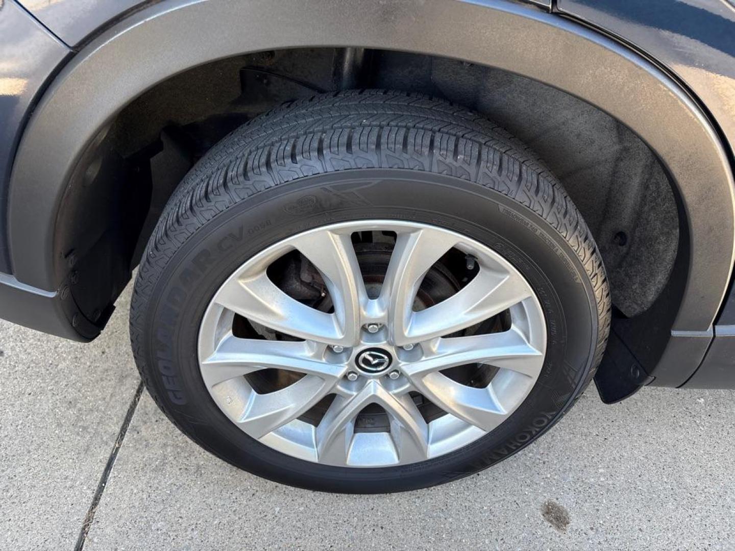 2015 BLUE MAZDA CX-5 GT (JM3KE4DY4F0) with an 2.5L engine, Automatic transmission, located at 503 First Street, Canonsburg, PA, 15317, (724) 745-0566, 40.266006, -80.178413 - Photo#10
