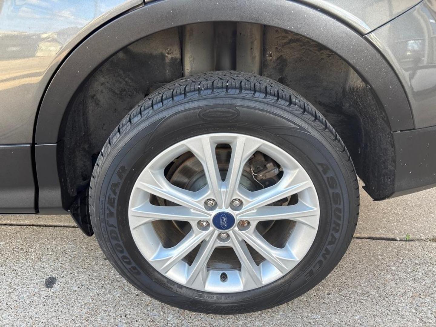 2017 GRAY FORD ESCAPE S (1FMCU0F75HU) with an 2.5L engine, Automatic transmission, located at 503 First Street, Canonsburg, PA, 15317, (724) 745-0566, 40.266006, -80.178413 - Photo#9