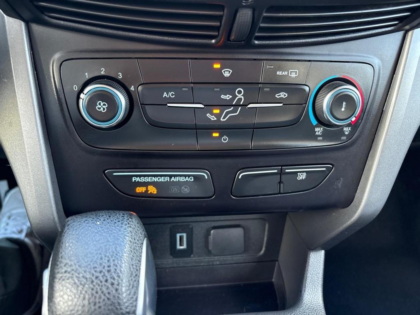 2017 GRAY FORD ESCAPE S (1FMCU0F75HU) with an 2.5L engine, Automatic transmission, located at 503 First Street, Canonsburg, PA, 15317, (724) 745-0566, 40.266006, -80.178413 - Photo#27