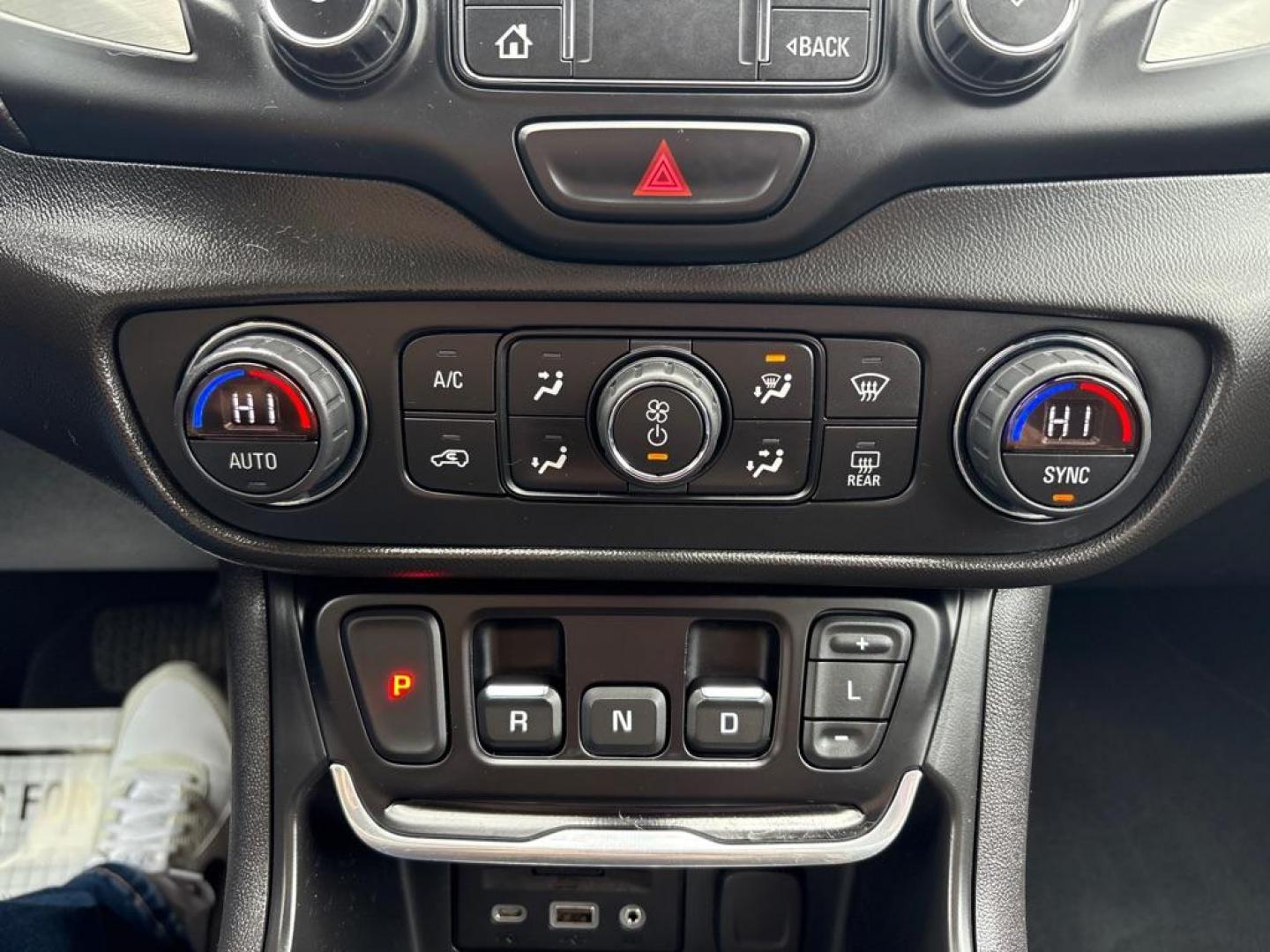 2020 BLUE GMC TERRAIN SLE (3GKALTEV2LL) with an 1.5L engine, Automatic transmission, located at 503 First Street, Canonsburg, PA, 15317, (724) 745-0566, 40.266006, -80.178413 - CARFAX AVAILABLE! REAR VIEW CAMERA, LANE KEEP ASSIST W/ LANE DEPARTURE WARNING, ONSTAR, GMC INFOTAINMENT SYSTEM W/ 7'' COLOR TOUCHSCREEN, BLUETOOTH, VOICE COMMAND, ANDROID AUTO and APPLE CARPLAY, USB CHARGING, AUX PORT, KEYLESS/REMOTE OPEN, REMOTE START, DUAL ZONE CLIMATE CONTROL, ROOF RACK, SIRI - Photo#32