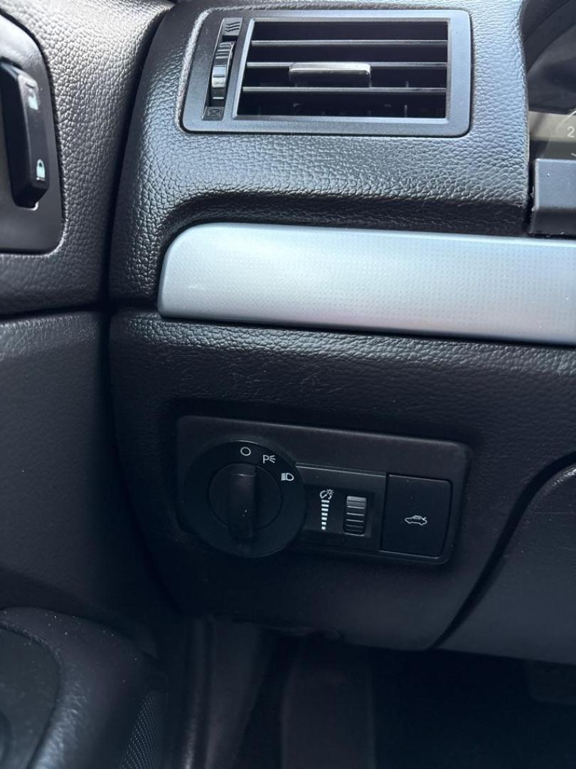 2009 SILVER MERCURY MILAN (3MEHM07Z19R) with an 2.3L engine, Automatic transmission, located at 503 First Street, Canonsburg, PA, 15317, (724) 745-0566, 40.266006, -80.178413 - Photo#23