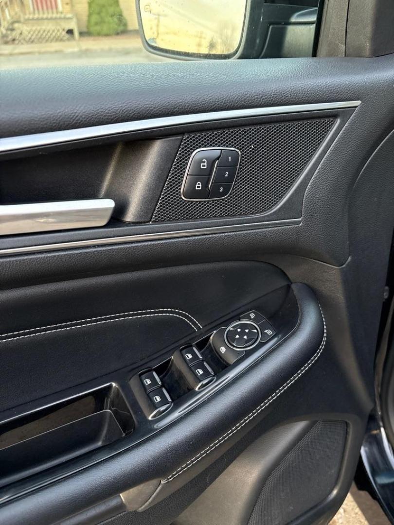 2016 BLACK FORD EDGE TITANIUM (2FMPK4K82GB) with an 3.5L engine, Automatic transmission, located at 503 First Street, Canonsburg, PA, 15317, (724) 745-0566, 40.266006, -80.178413 - Photo#17