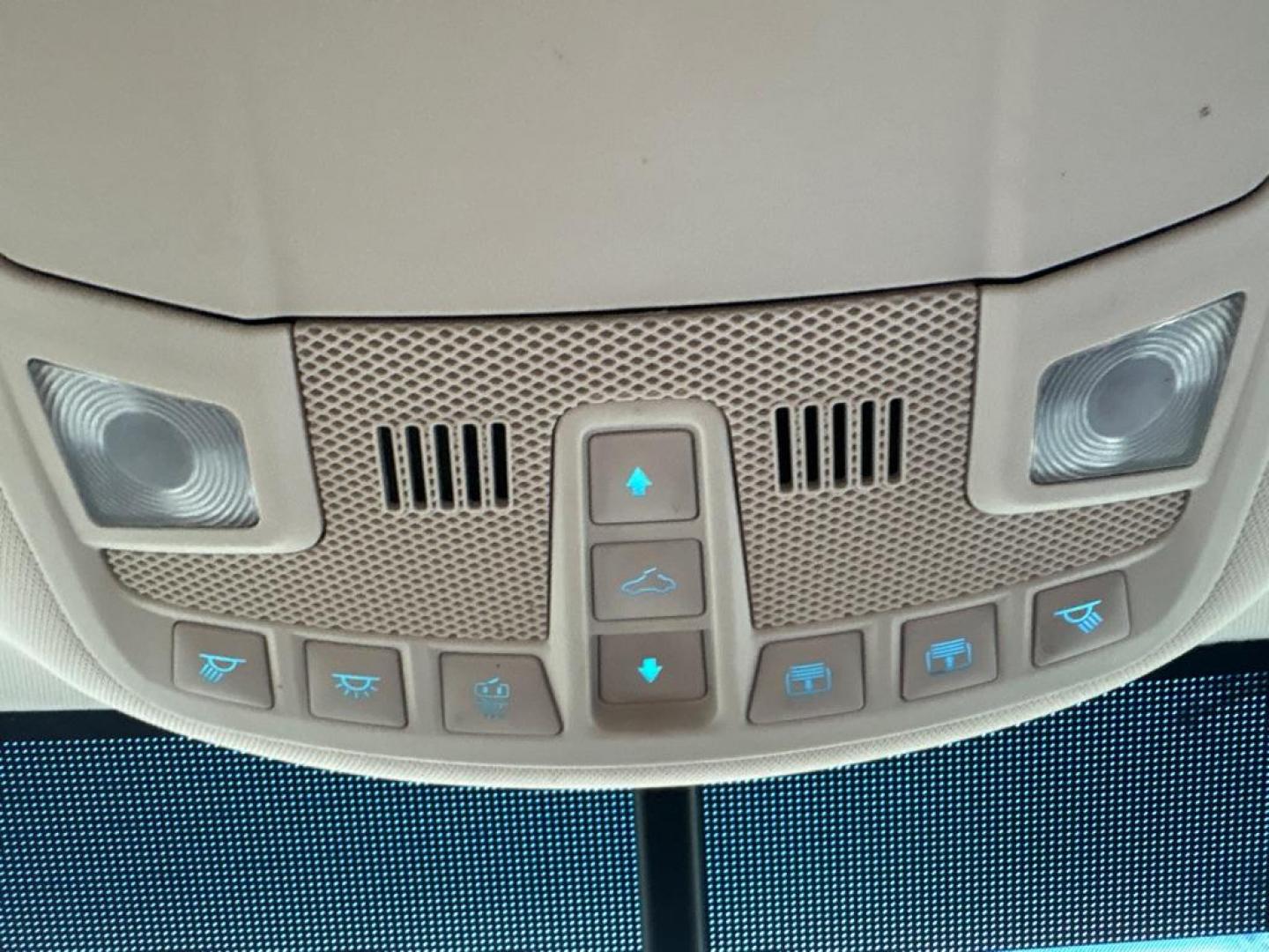 2016 BLACK FORD EDGE TITANIUM (2FMPK4K82GB) with an 3.5L engine, Automatic transmission, located at 503 First Street, Canonsburg, PA, 15317, (724) 745-0566, 40.266006, -80.178413 - Photo#24